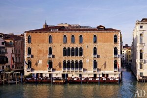 cn_image.size.gritti-palace-hotel-01-exterior-h670
